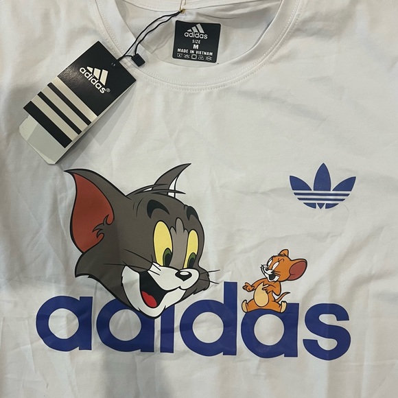 Adidas Tom and Jerry graphic tee size M - Picture 3 of 3